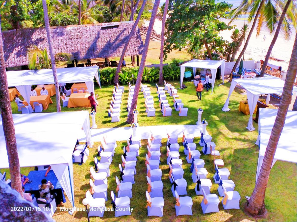 Plaza Beach Hotel Bamburi Exterior photo