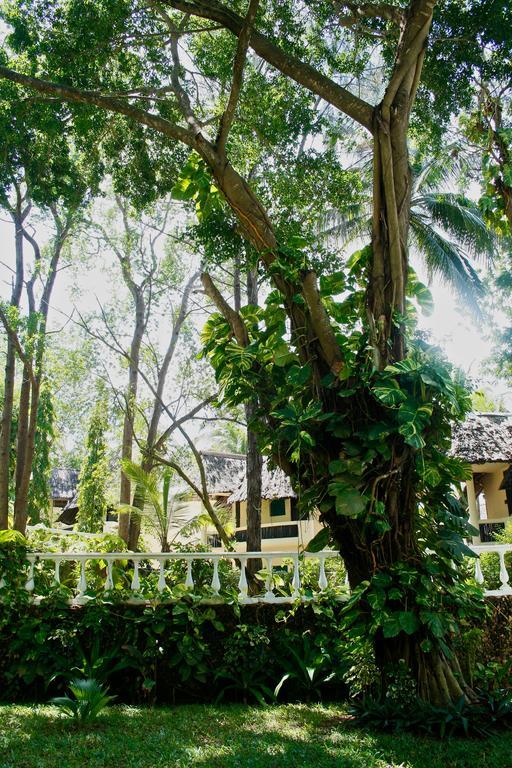 Plaza Beach Hotel Bamburi Exterior photo